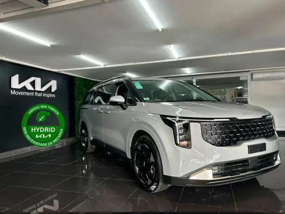 KIA CARNIVAL 2025