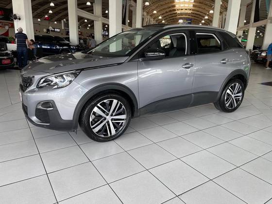 PEUGEOT 3008 2020