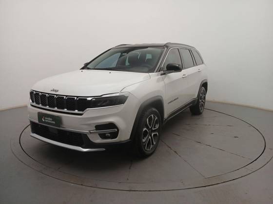 JEEP COMMANDER 2023