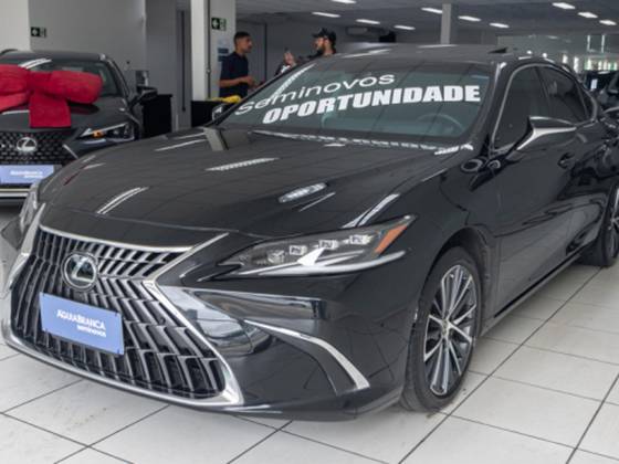 LEXUS ES 300h 2023