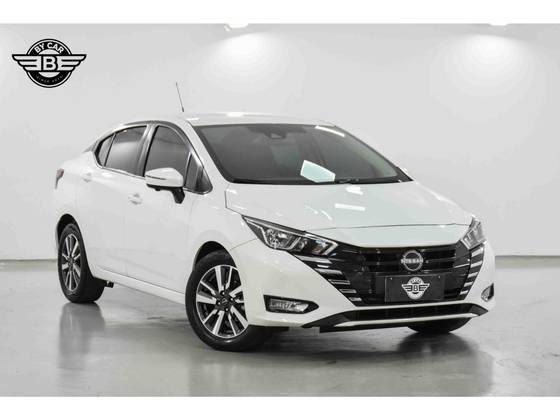 NISSAN VERSA 2024