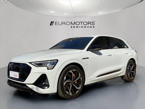 AUDI E-TRON 2023