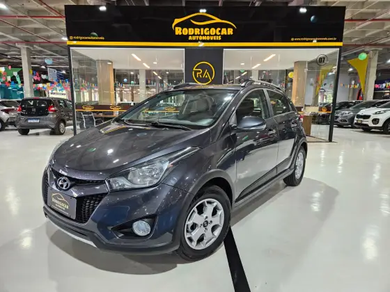 HYUNDAI HB20X 2014