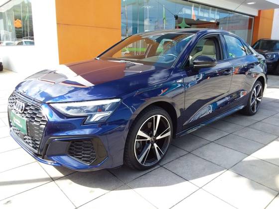 AUDI A3 2024