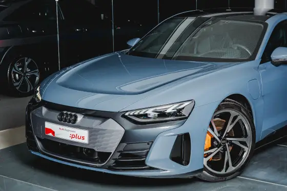 AUDI E-TRON GT 2024