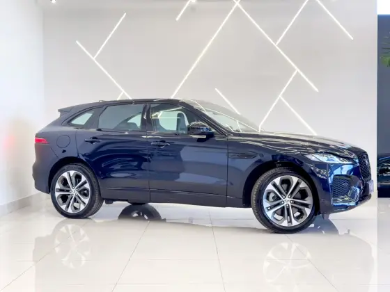 JAGUAR F-PACE 2025