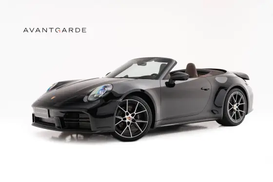 PORSCHE 911 2025