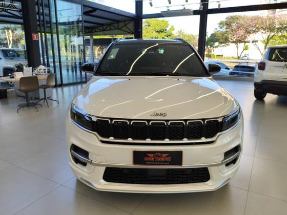 JEEP COMMANDER 2022