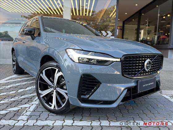 VOLVO XC60 2024
