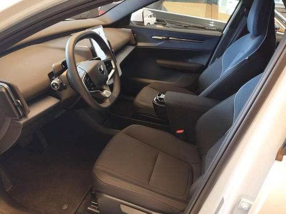 VOLVO EX30 2024