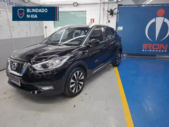 NISSAN KICKS 2017