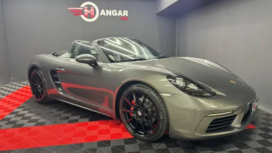 PORSCHE 718 2019