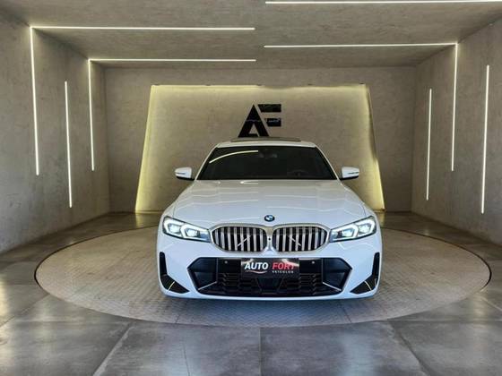 BMW 320i 2024