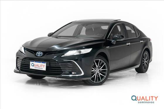 TOYOTA CAMRY 2023