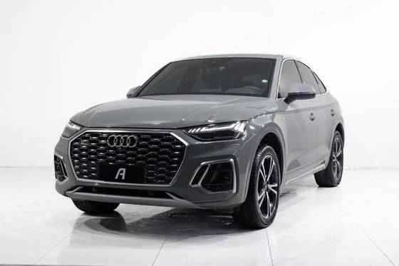 AUDI Q5 2021