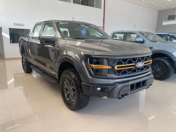 FORD F-150 2025