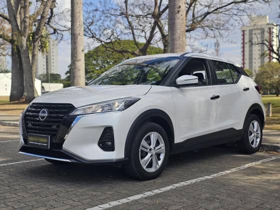 NISSAN KICKS 2024