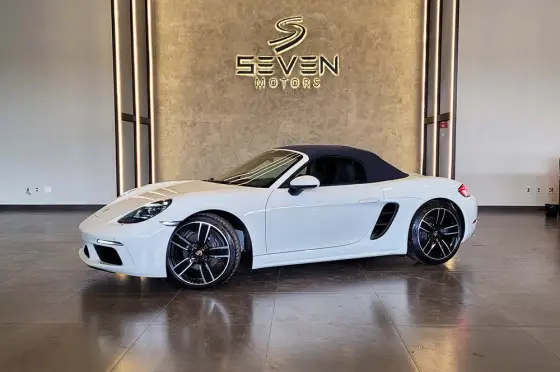 PORSCHE 718 2024