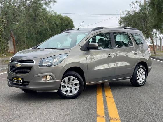 CHEVROLET SPIN 2017