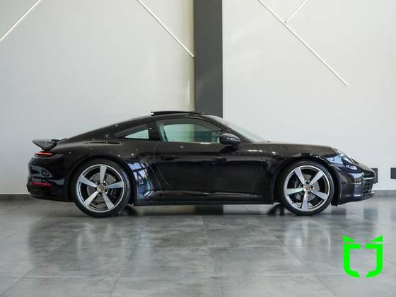 PORSCHE 911 2022