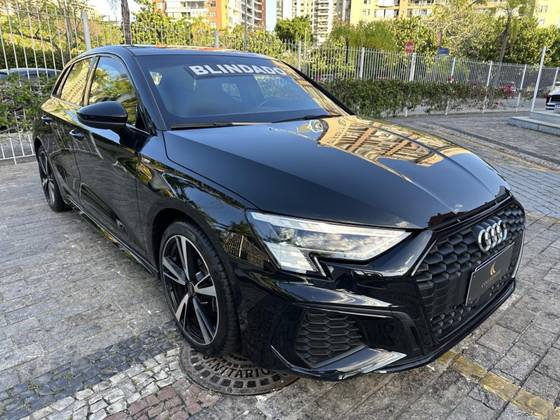 AUDI A3 2024