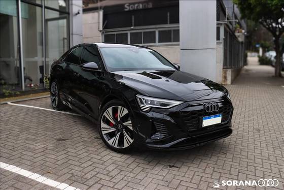 AUDI Q8 E-TRON 2024