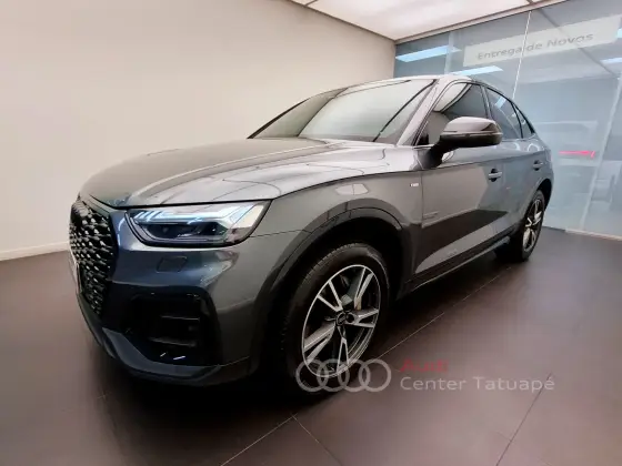 AUDI Q5 2024