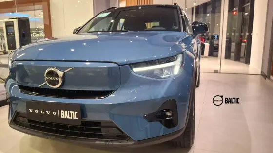 VOLVO XC40 2024