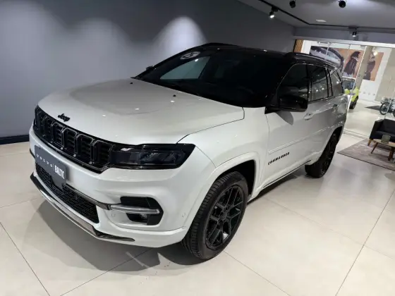 JEEP COMMANDER 2025