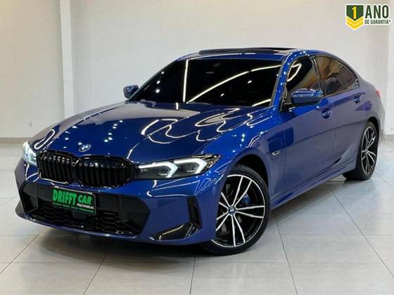 BMW 330e 2023