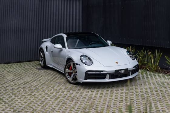 PORSCHE 911 2024