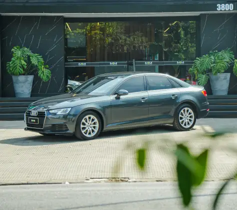 AUDI A4 2018