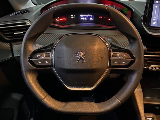 PEUGEOT 208 2024