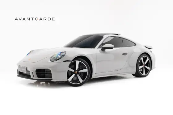 PORSCHE 911 2025