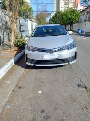 TOYOTA COROLLA 2018