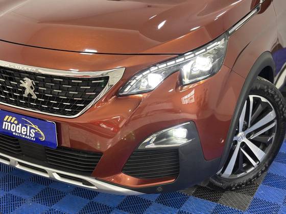 PEUGEOT 3008 2019