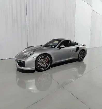 PORSCHE 911 2017
