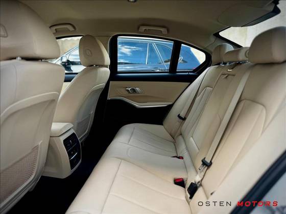 BMW 320i 2022