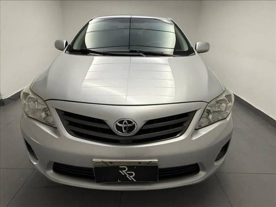 TOYOTA COROLLA 2012