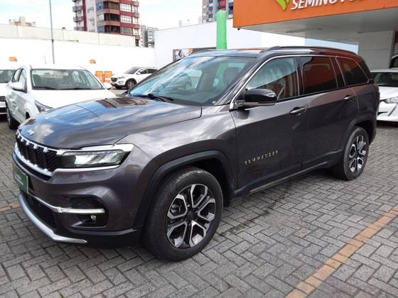 JEEP COMMANDER 2024