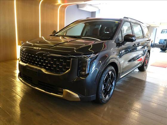 KIA CARNIVAL 2025