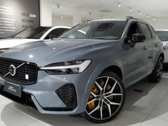 VOLVO XC60 2024