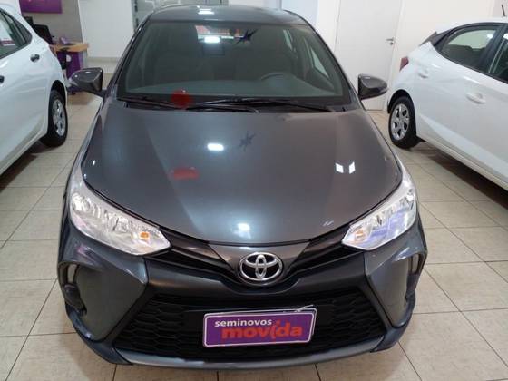 TOYOTA YARIS 2025