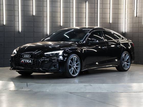 AUDI A5 2024