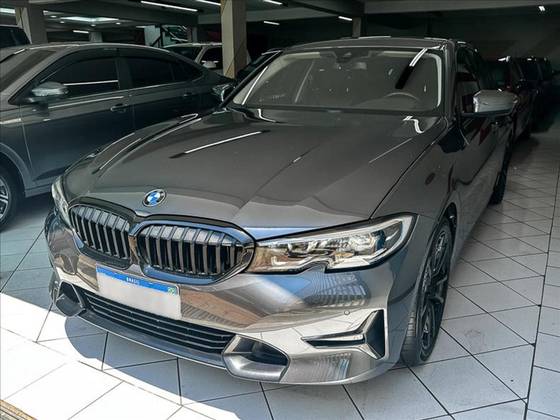 BMW 320i 2022
