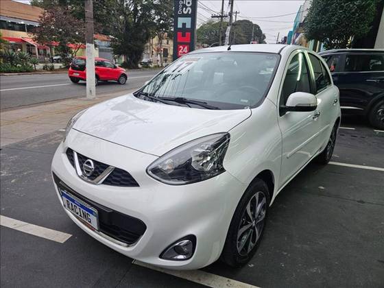 NISSAN MARCH 2017