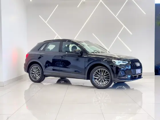AUDI Q3 2021