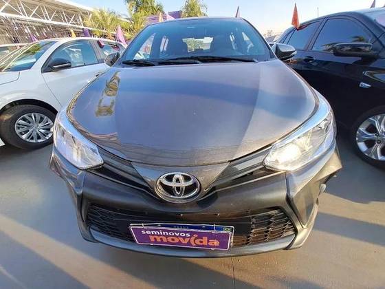 TOYOTA YARIS 2025