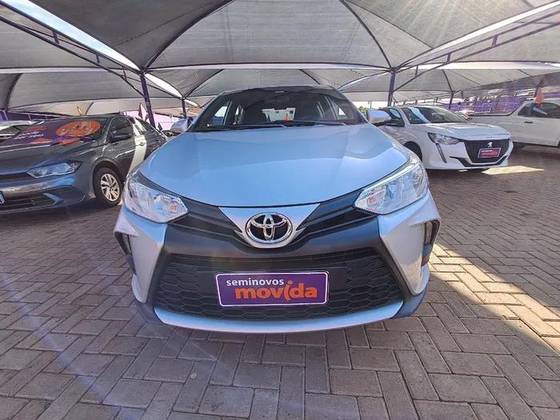 TOYOTA YARIS 2025