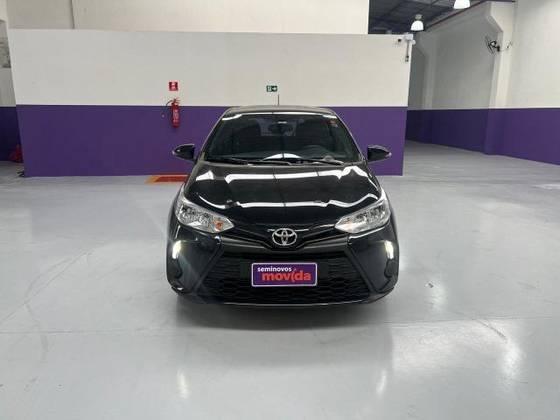 TOYOTA YARIS 2025
